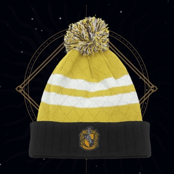 The Making Of HarryPotter Warner Bros London Hufflepuff Bobble Hat New - Picture 1 of 4